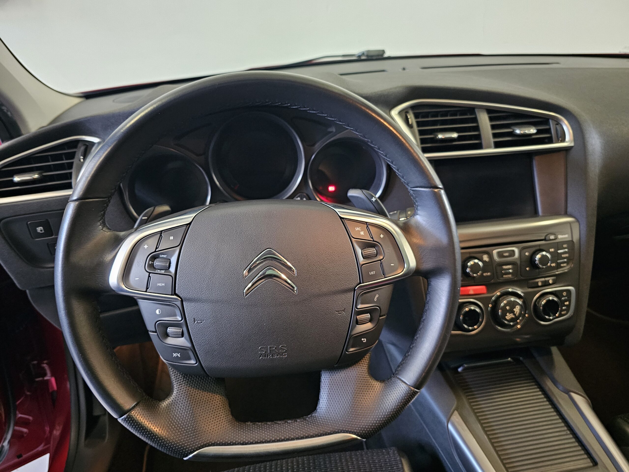 Citroen C4 1.6 eHDi CMP Exclusive - Imagen 32