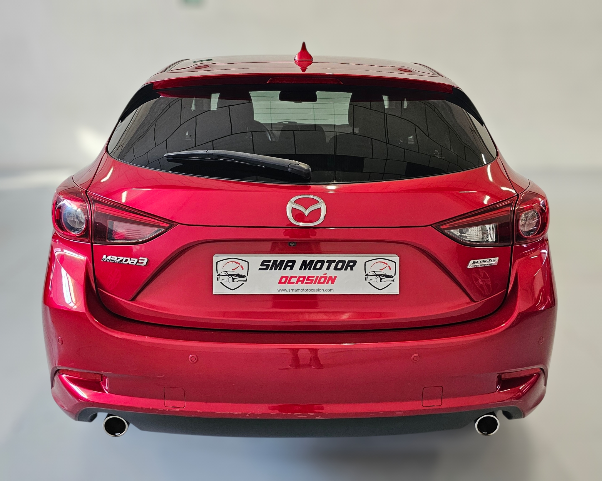 Mazda 3 2.2 Turbodiesel Black Tech Edition - Imagen 12