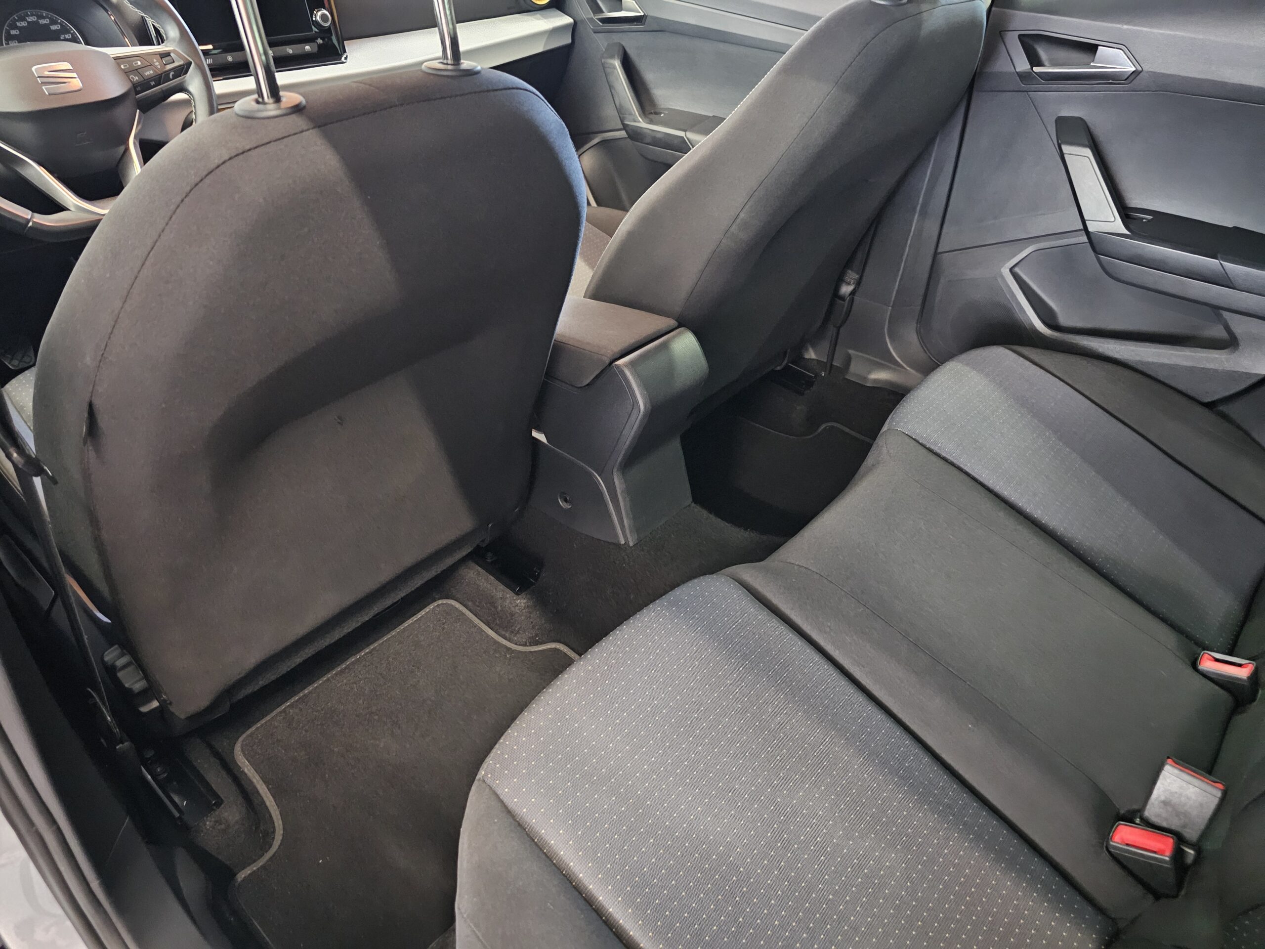 SEAT Arona 1.0 TSI 81kW 110CV Style XM - 2023 - Imagen 28