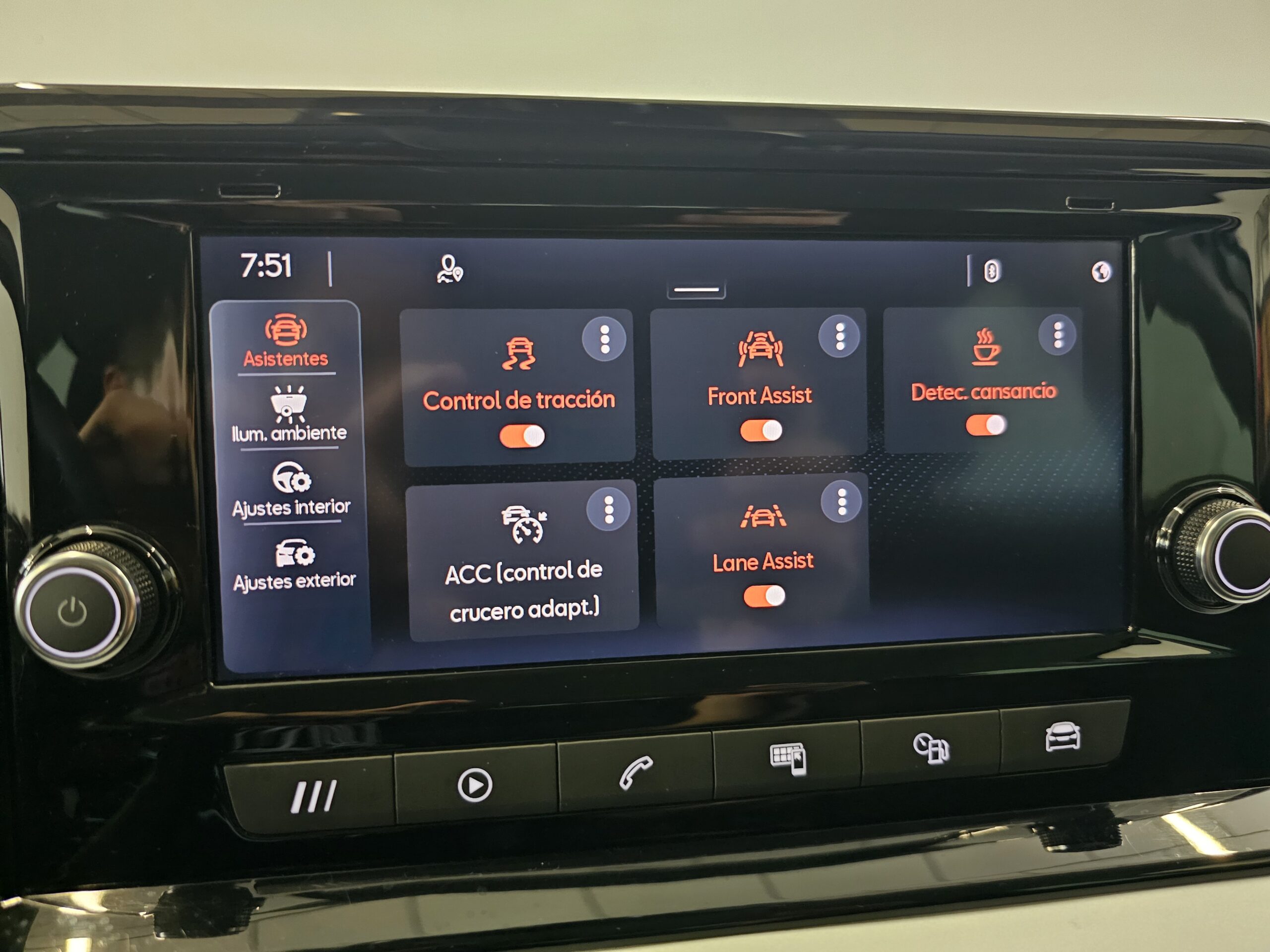 SEAT Arona 1.0 TSI 81kW 110CV Style XM - 2023 - Imagen 38