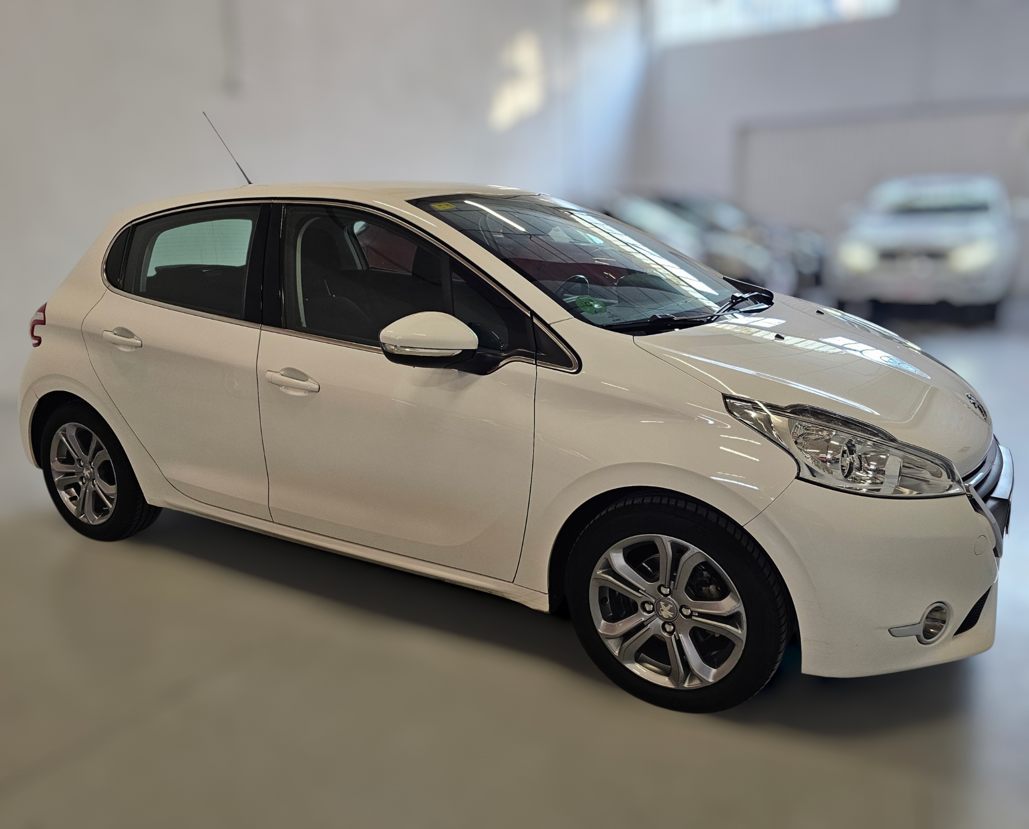 Peugeot 208 1.2 e-VTi Allure - Imagen 7