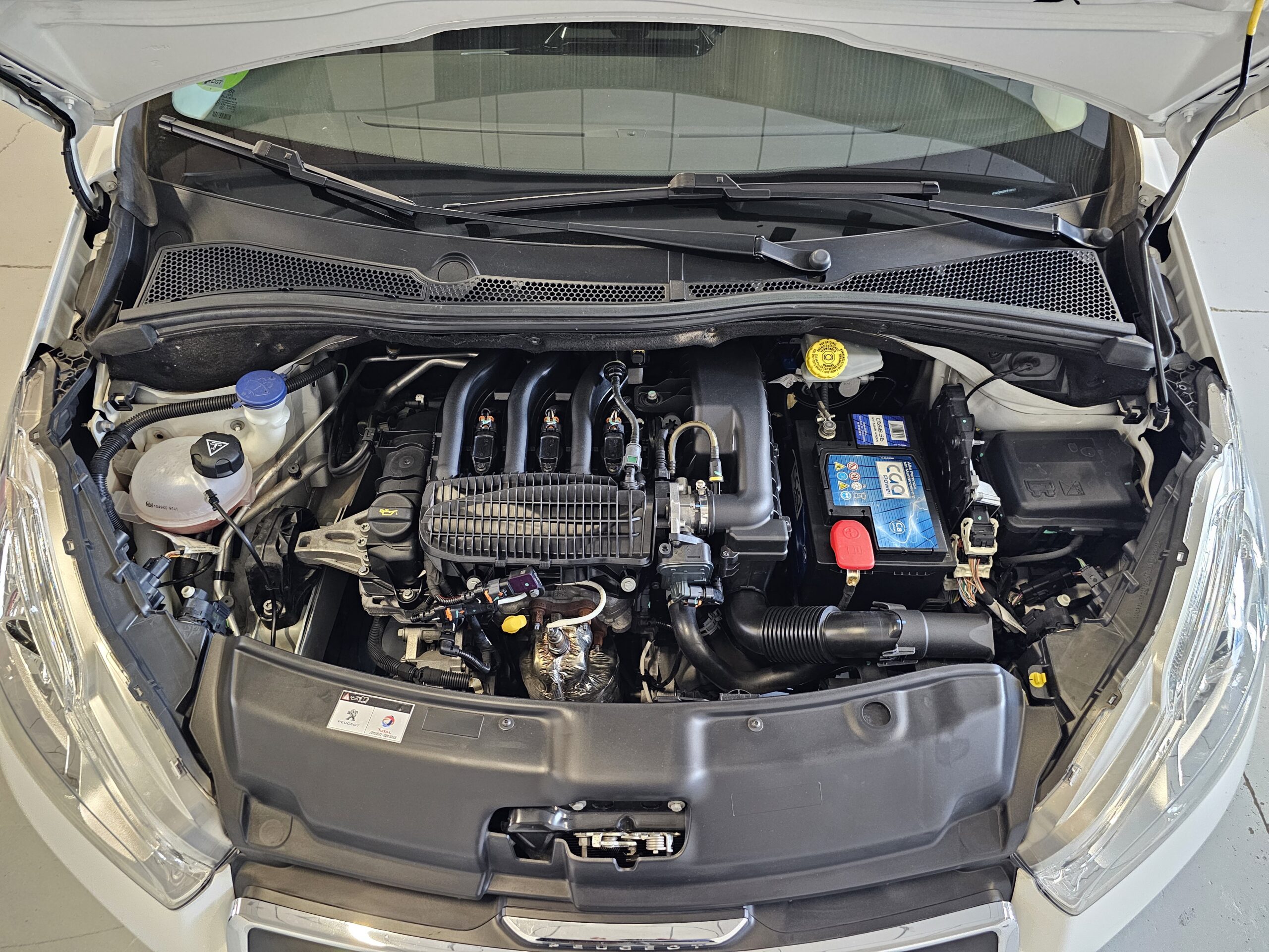 Peugeot 208 1.2 e-VTi Allure - Imagen 29