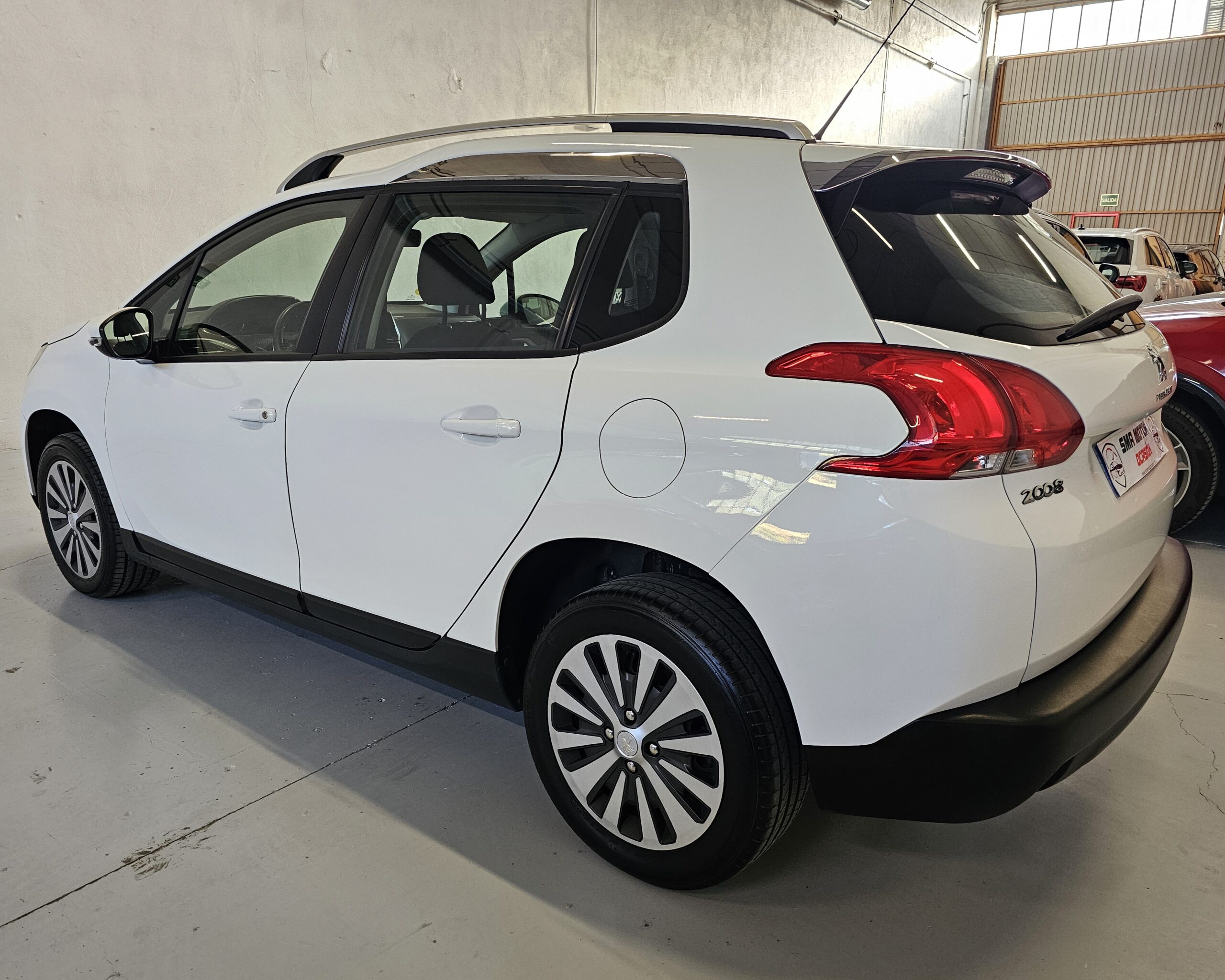 Peugeot 2008 1.6 e-HDi Active 92cv ETG - Imagen 9