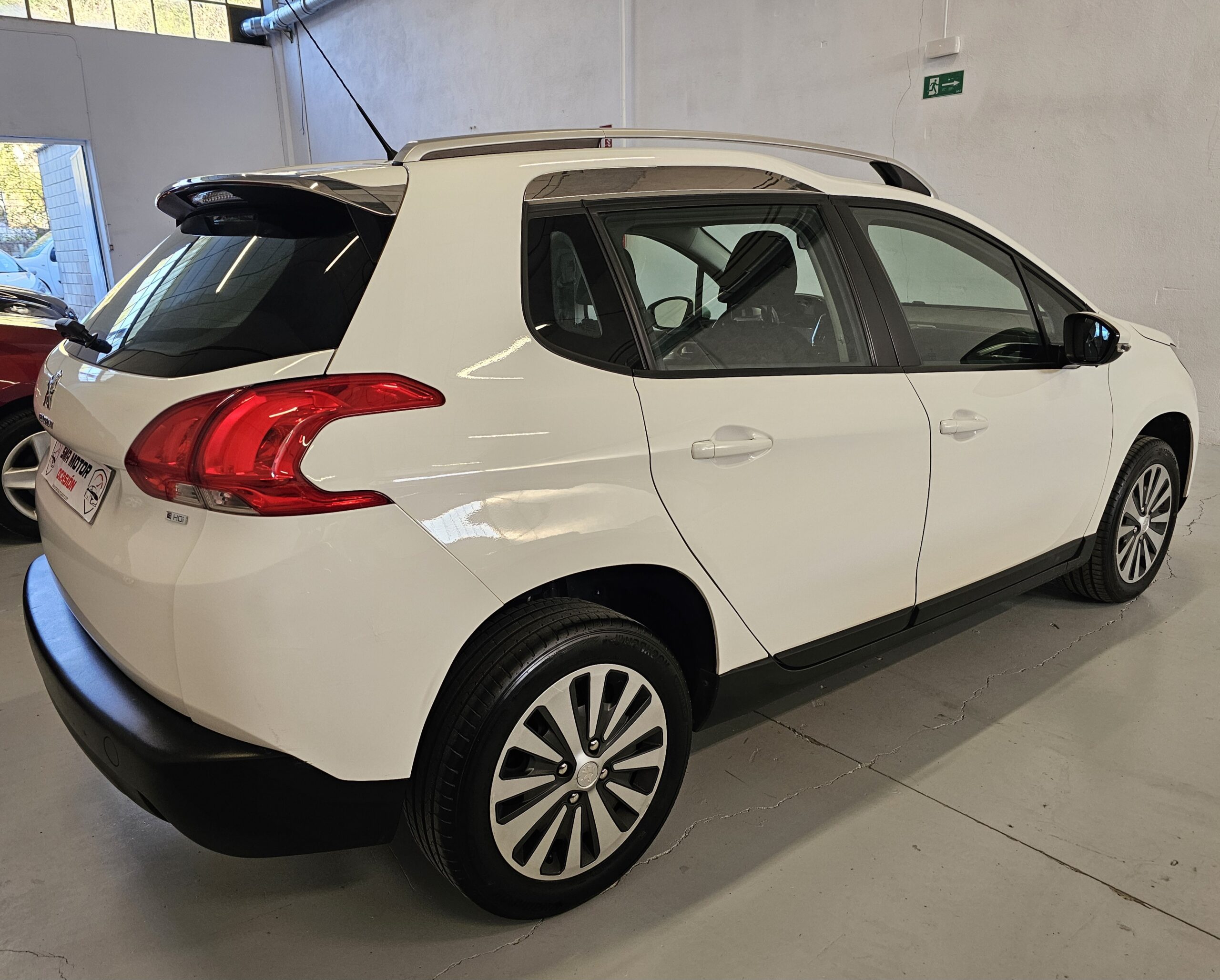 Peugeot 2008 1.6 e-HDi Active 92cv ETG - Imagen 13