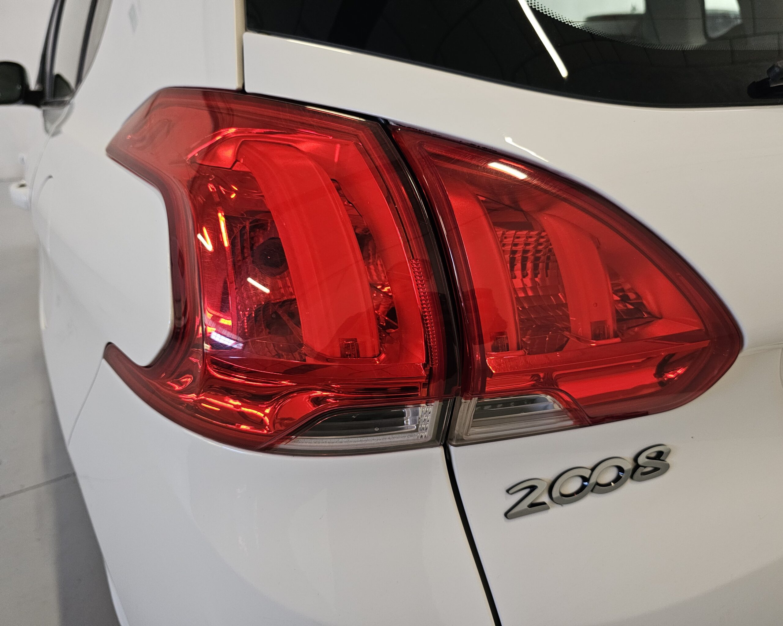 Peugeot 2008 1.6 e-HDi Active 92cv ETG - Imagen 15