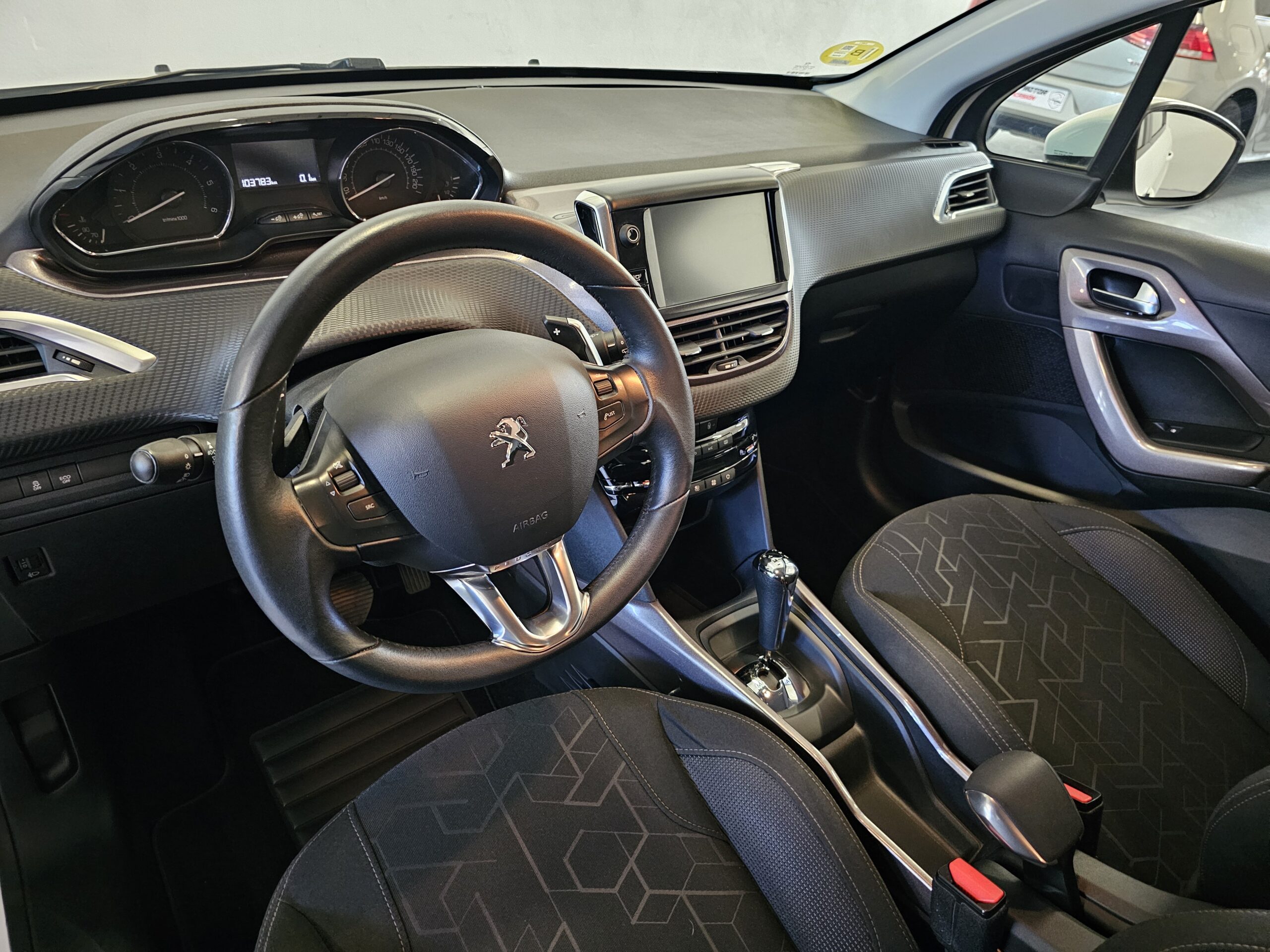 Peugeot 2008 1.6 e-HDi Active 92cv ETG - Imagen 20