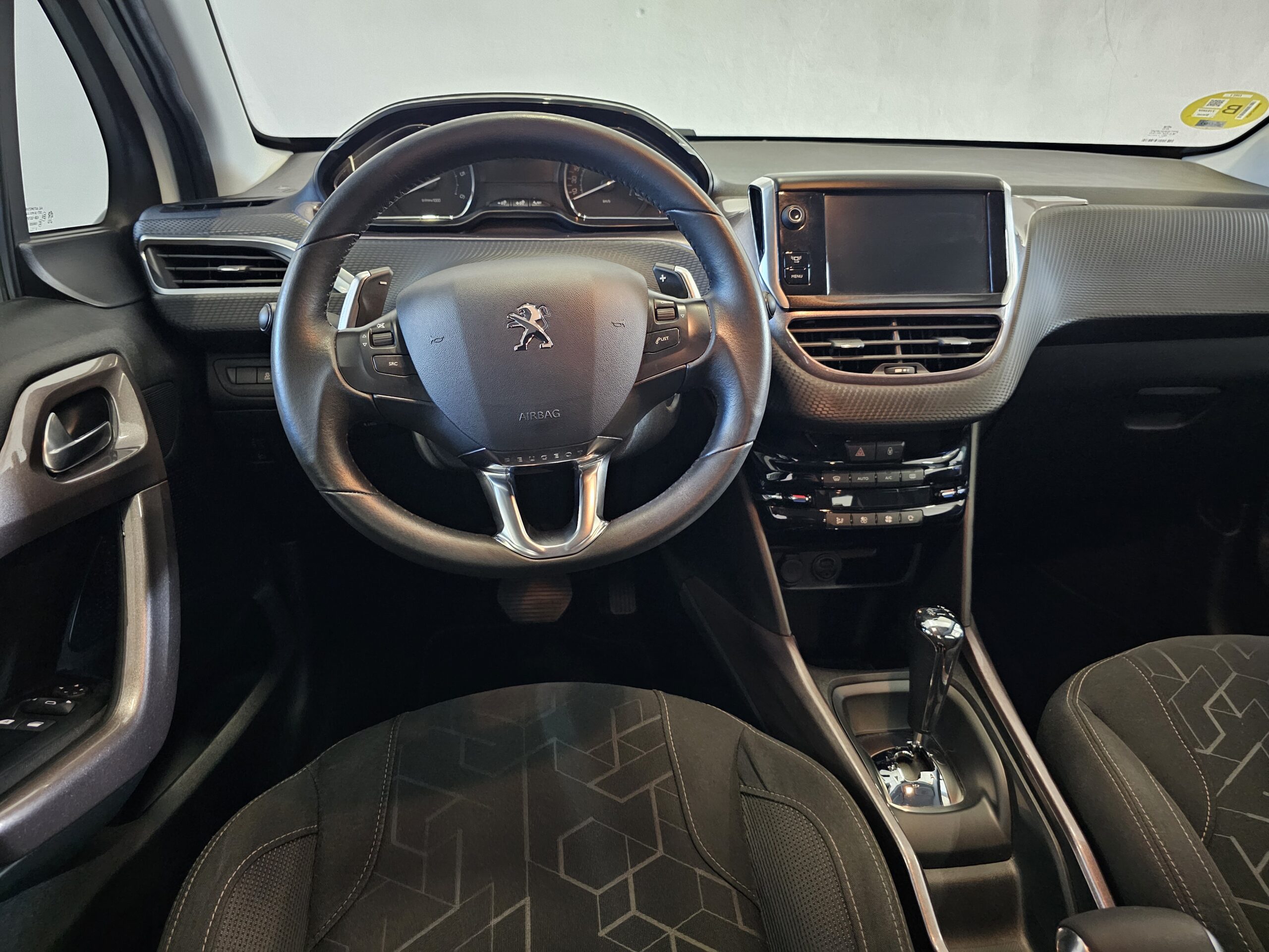 Peugeot 2008 1.6 e-HDi Active 92cv ETG - Imagen 34