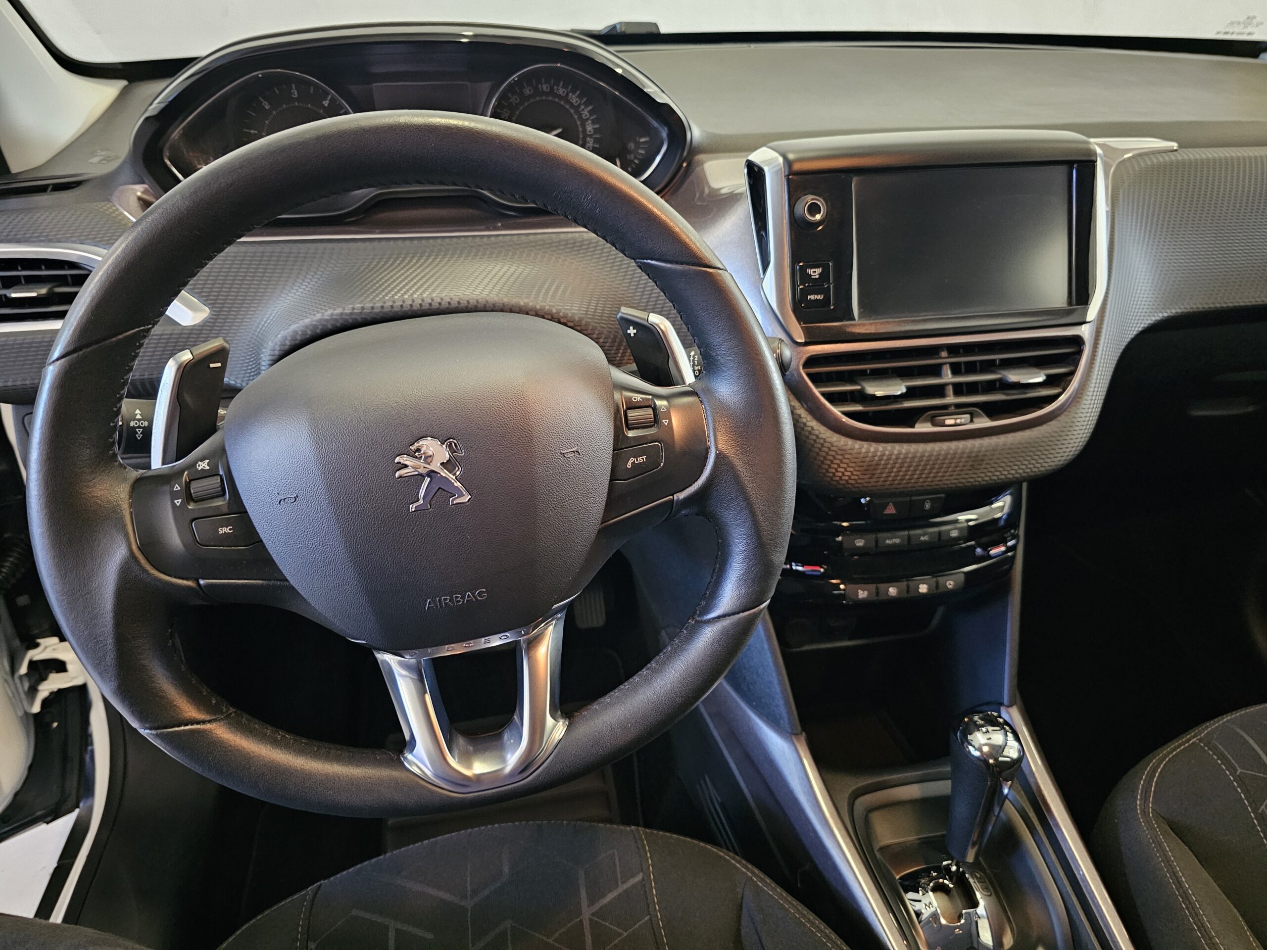 Peugeot 2008 1.6 e-HDi Active 92cv ETG - Imagen 35