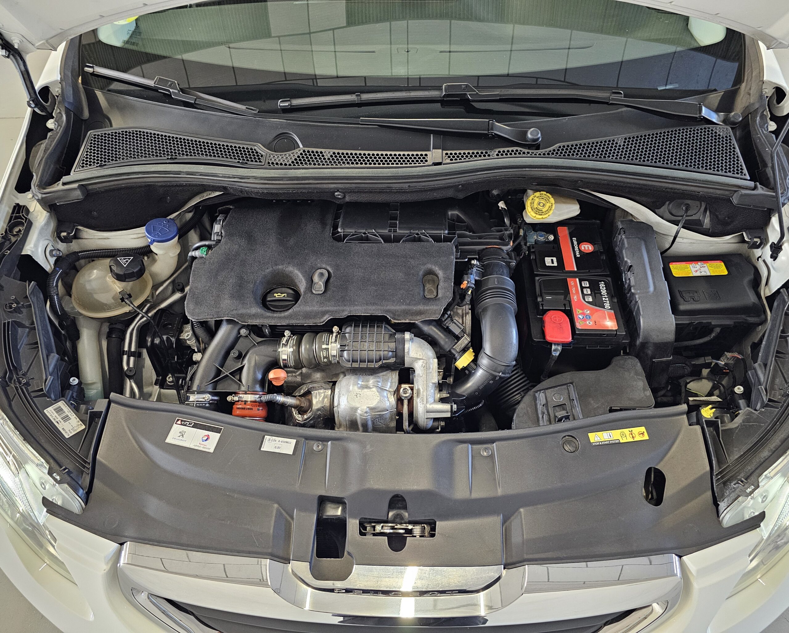 Peugeot 2008 1.6 e-HDi Active 92cv ETG - Imagen 49