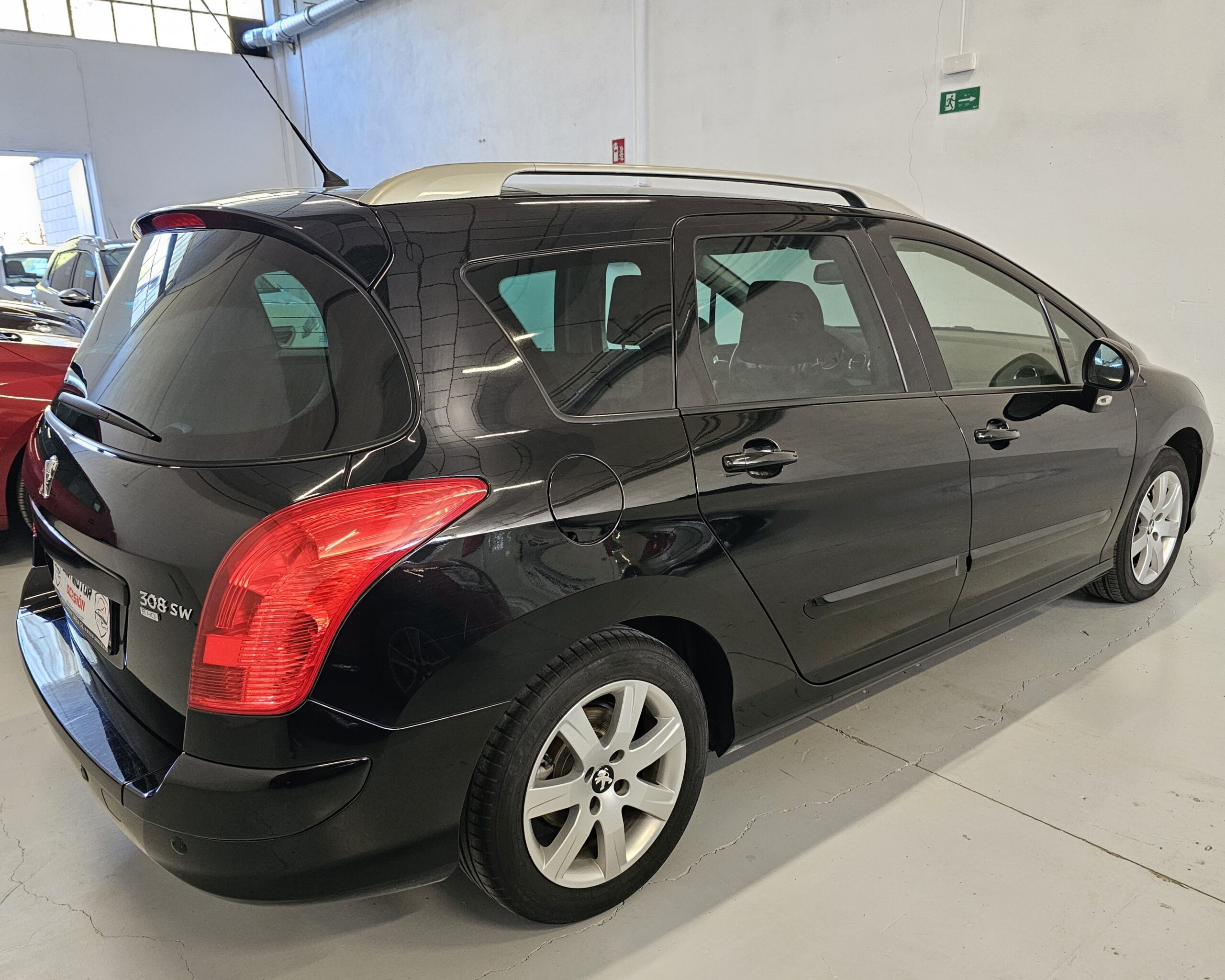 Peugeot 308 SW 1.6 e-HDi Active 115cv - Imagen 14