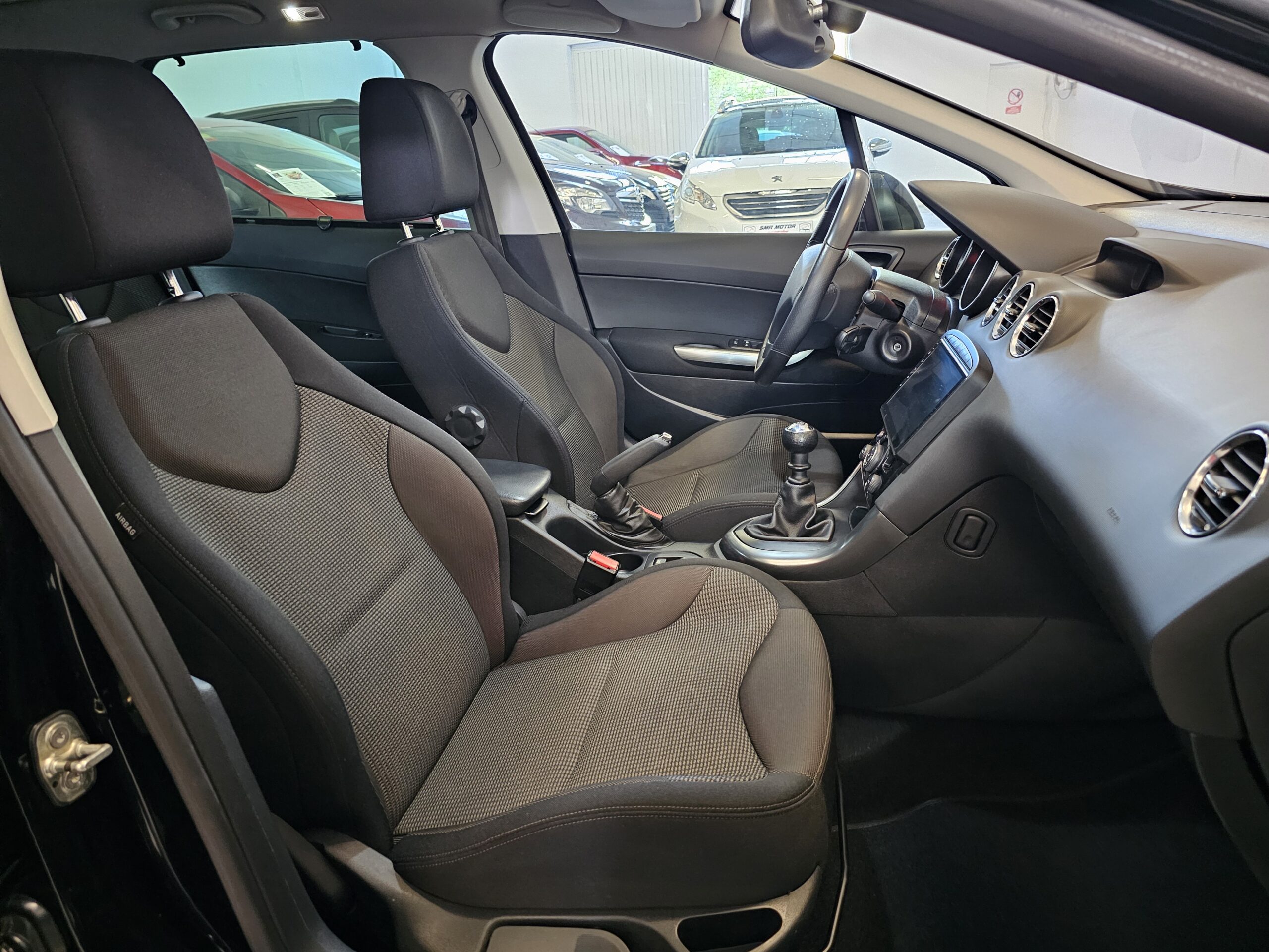 Peugeot 308 SW 1.6 e-HDi Active 115cv - Imagen 21