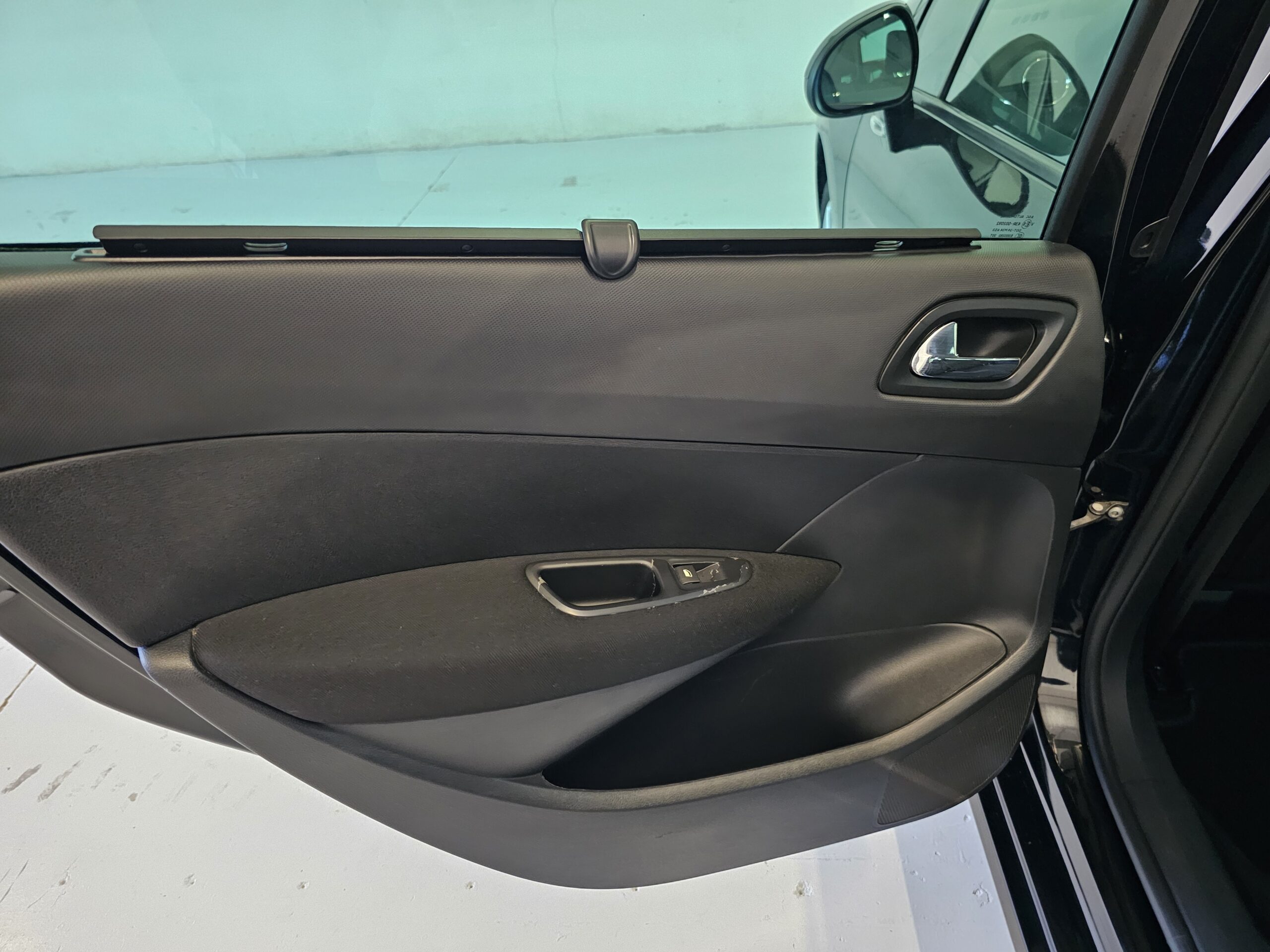 Peugeot 308 SW 1.6 e-HDi Active 115cv - Imagen 25