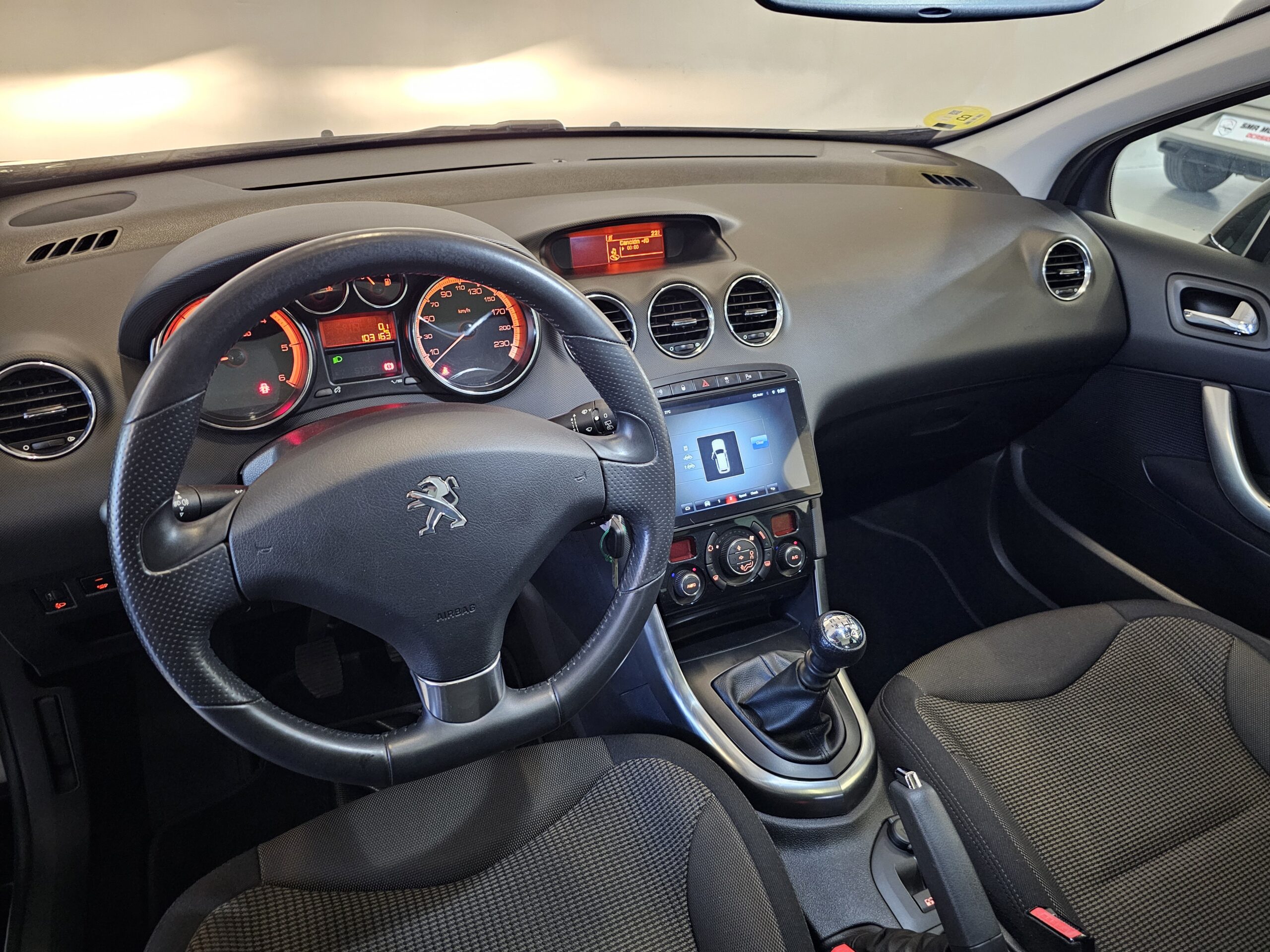 Peugeot 308 SW 1.6 e-HDi Active 115cv - Imagen 42