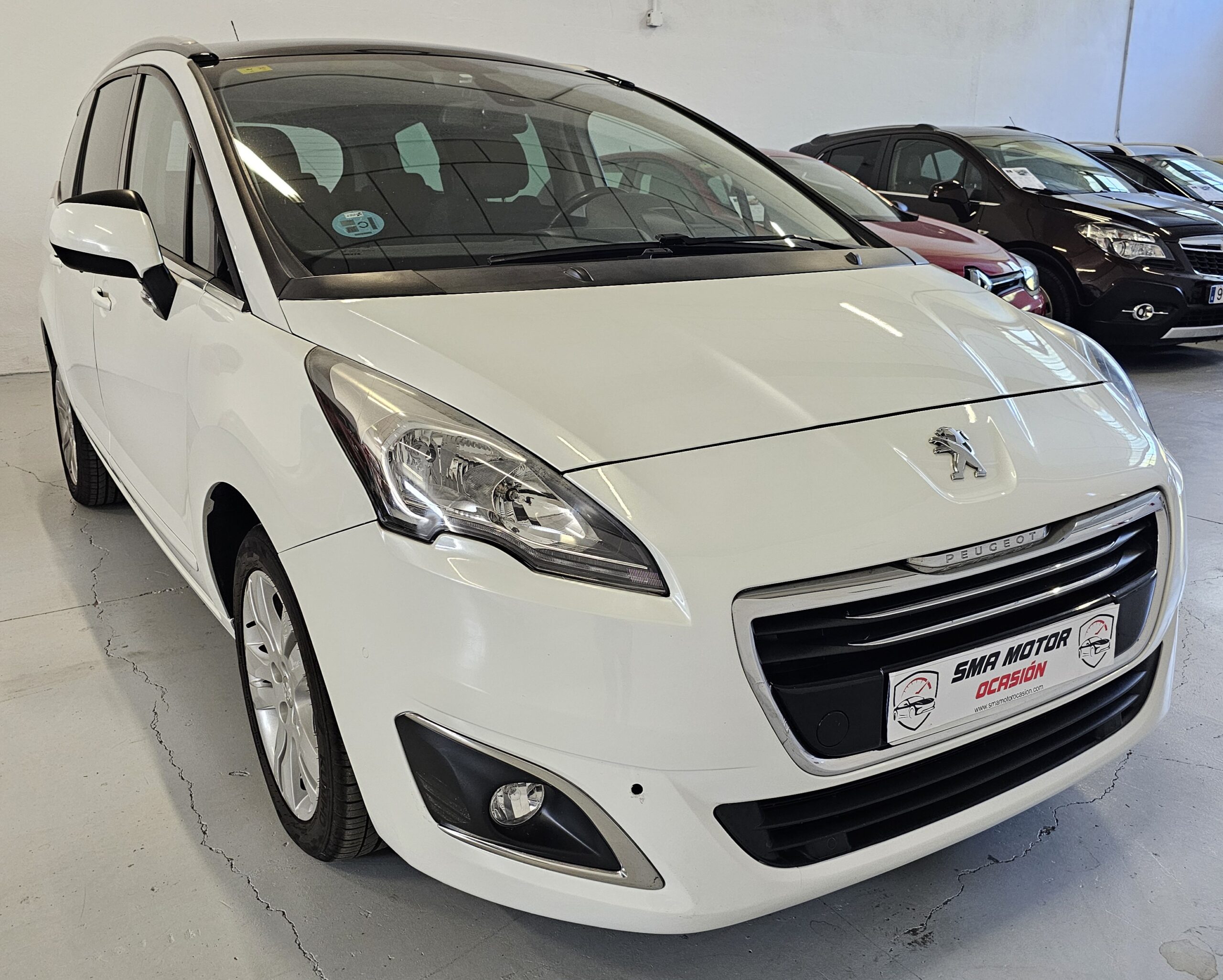 Peugeot 5008 1.6 Blue-HDi 120CV Allure EAT6 - Imagen 7
