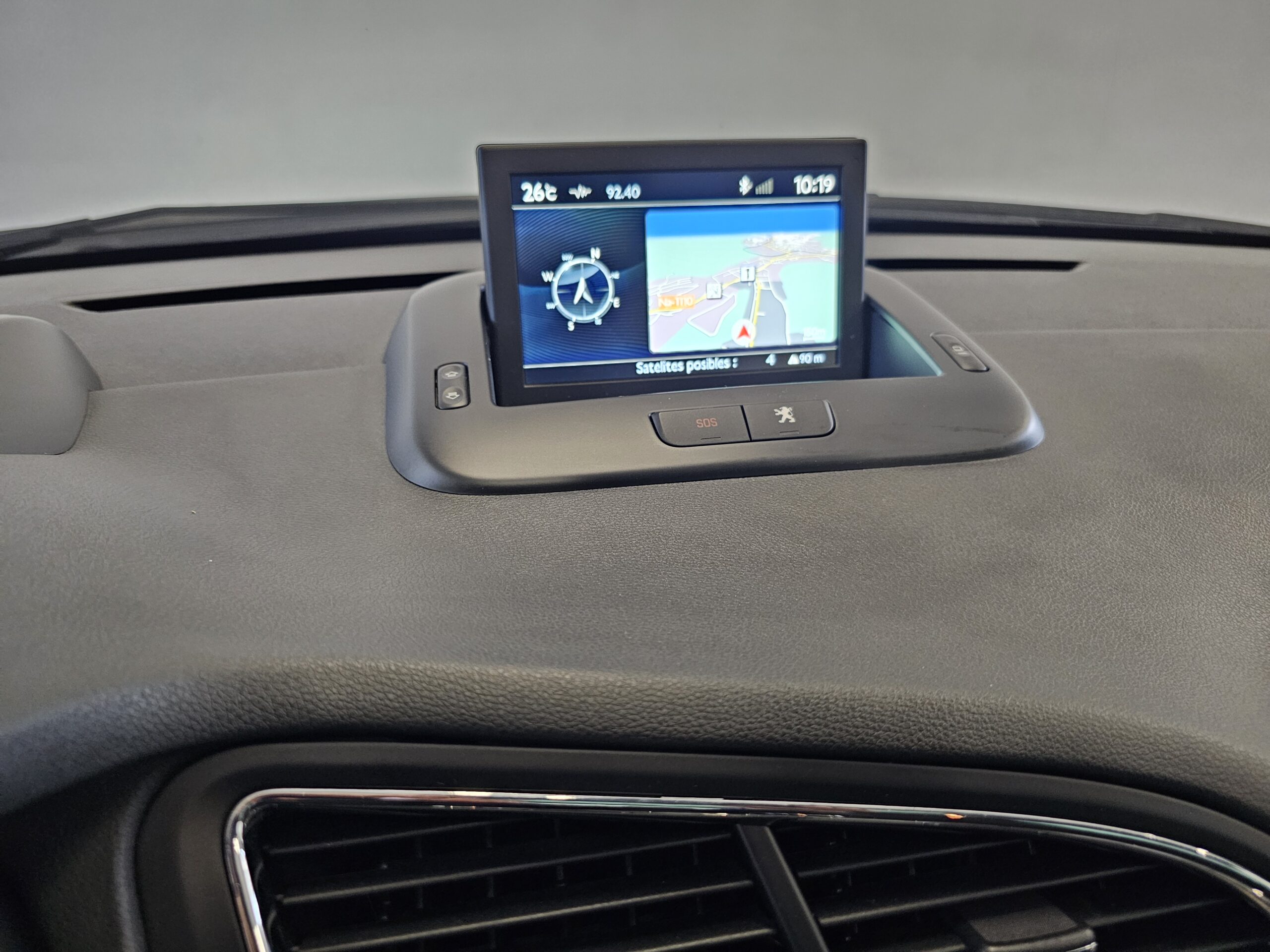 Peugeot 5008 1.6 Blue-HDi 120CV Allure EAT6 - Imagen 41