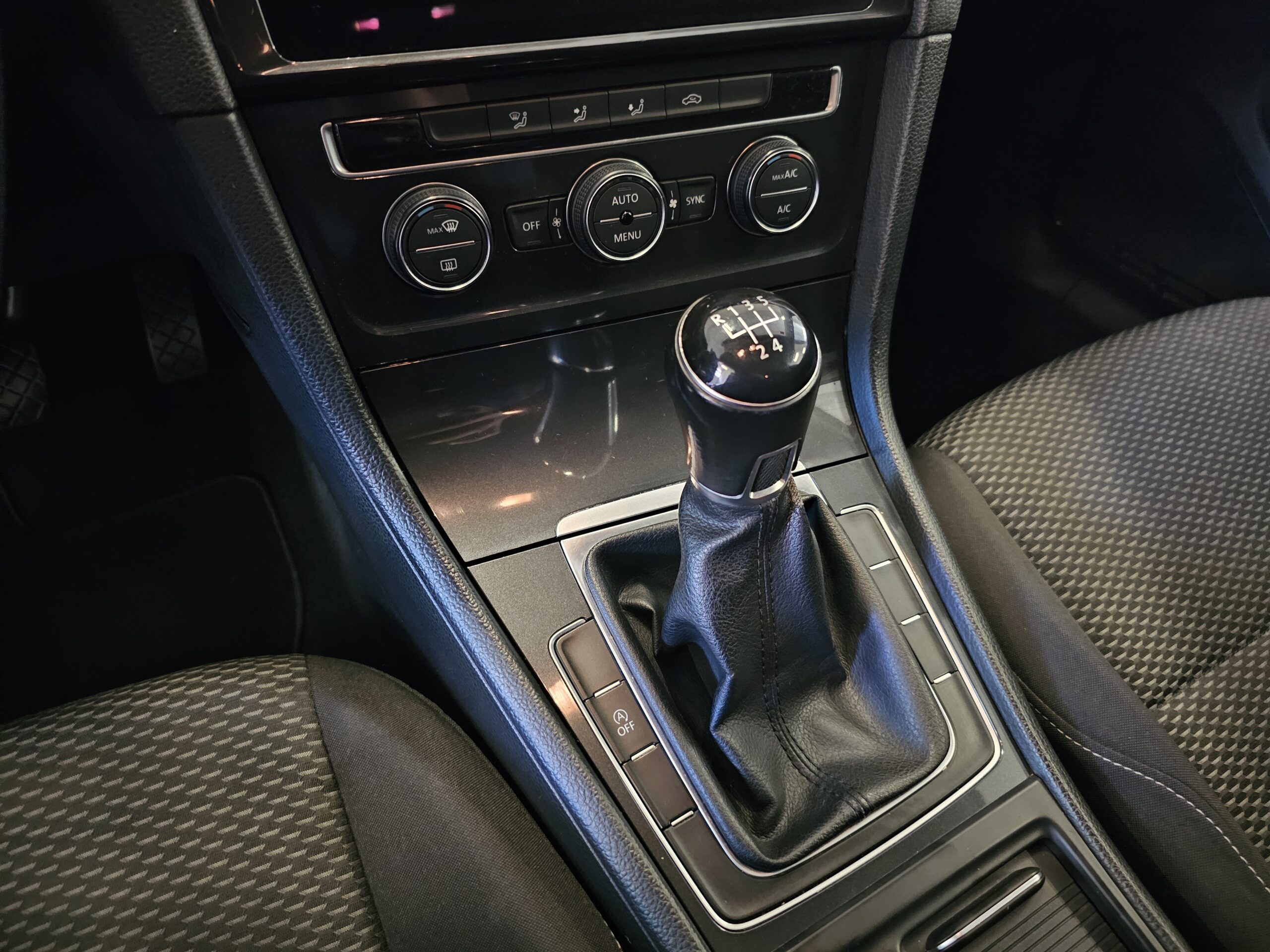 Volkswagen Golf VII 1.6 TDI Edition 115cv - Imagen 31