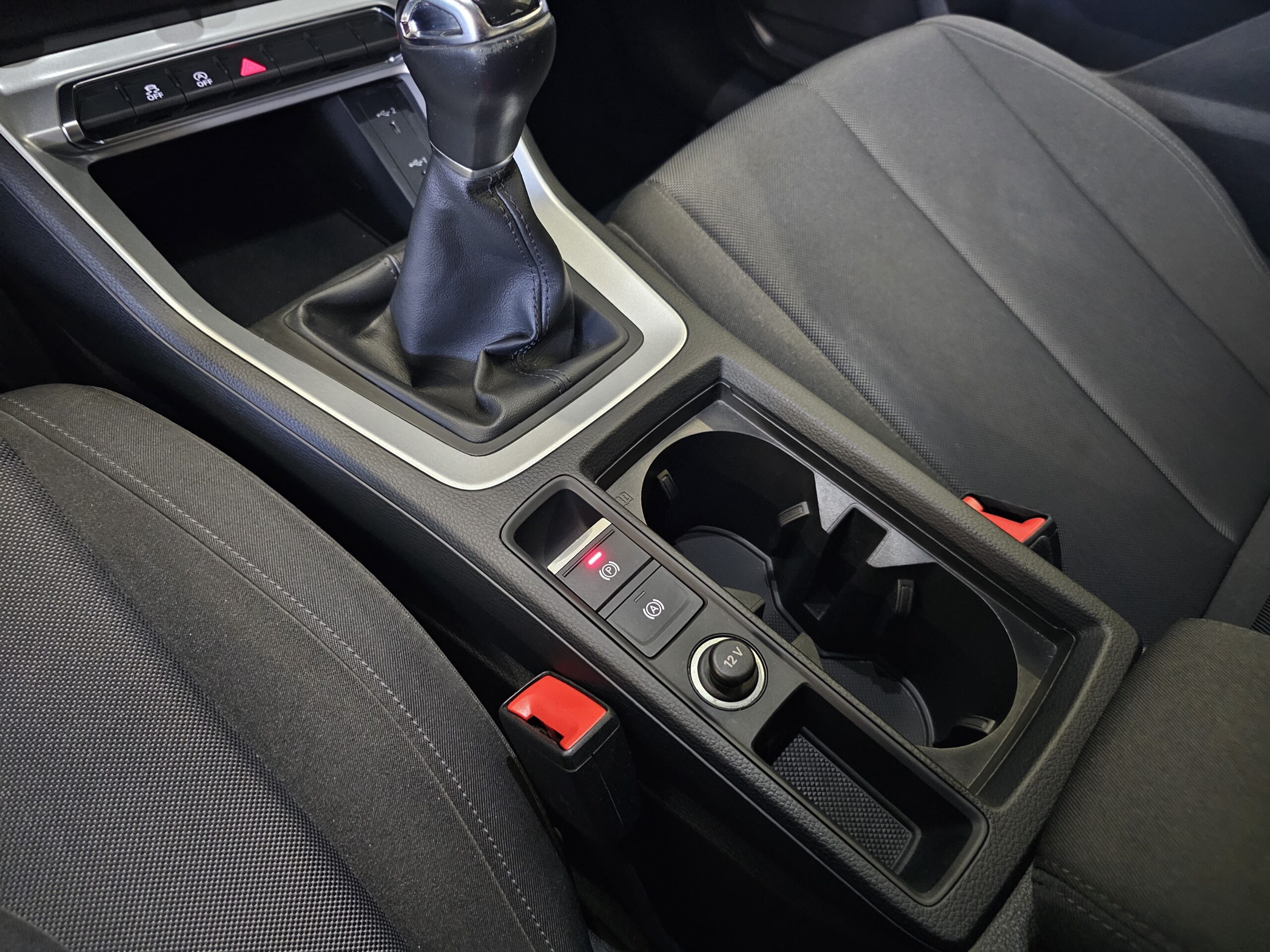 Audi Q3 35 TDI advanced 150cv MANUAL - Imagen 39