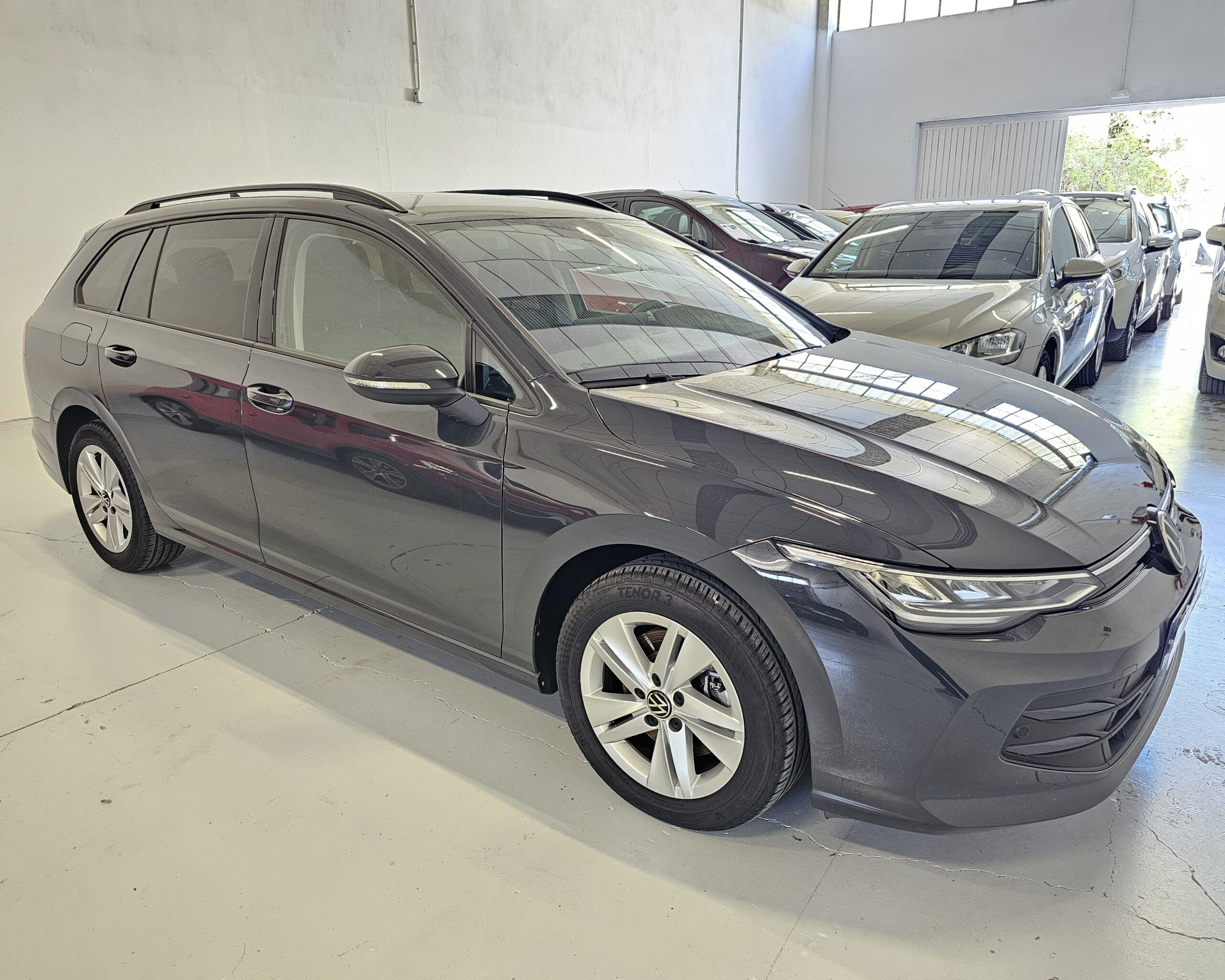Volkswagen Golf VIII 2.0 TDI Life 116CV - Imagen 9