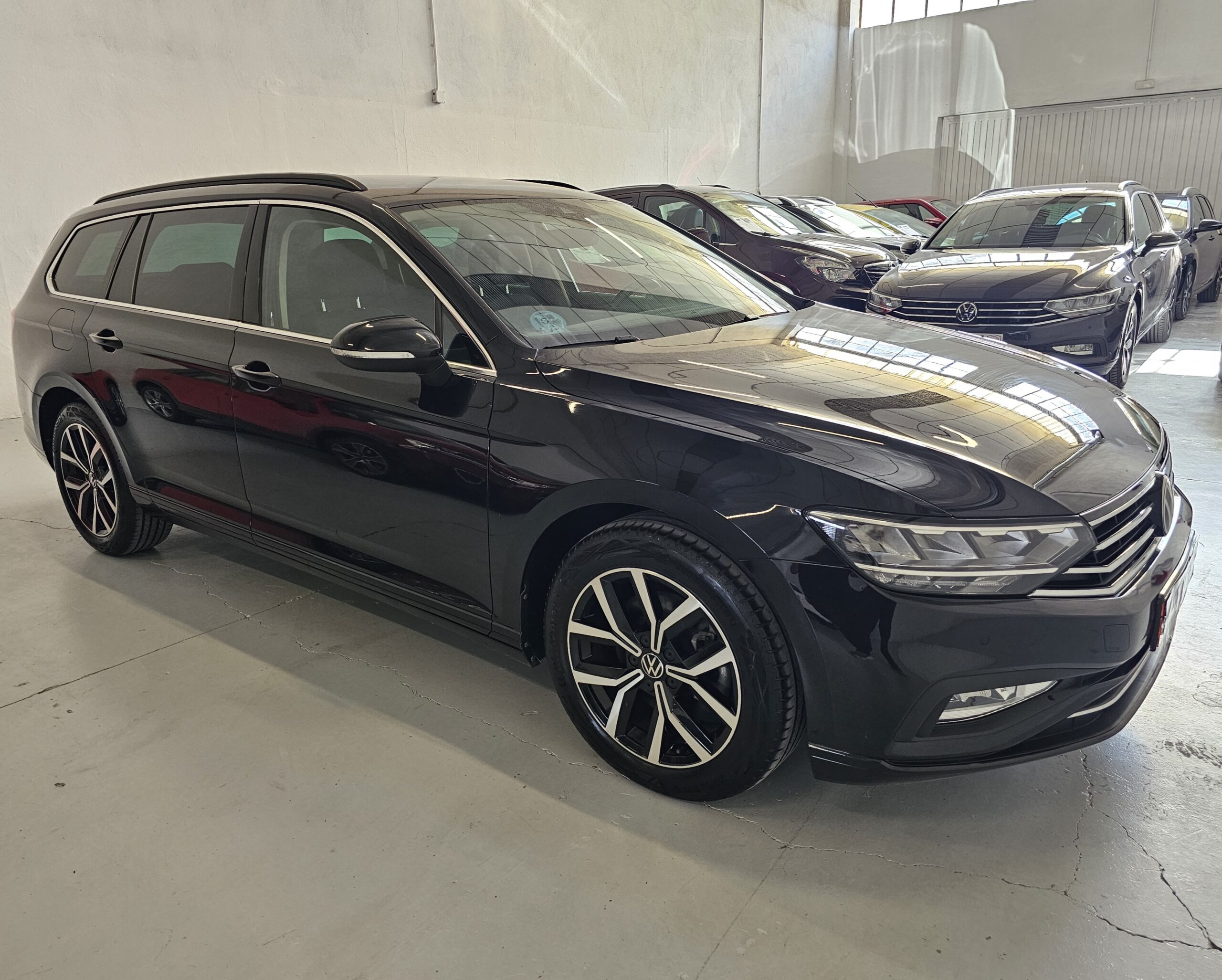 Volkswagen Passat Variant Executive 2.0 TDI EVO 122CV DSG7 - Imagen 9