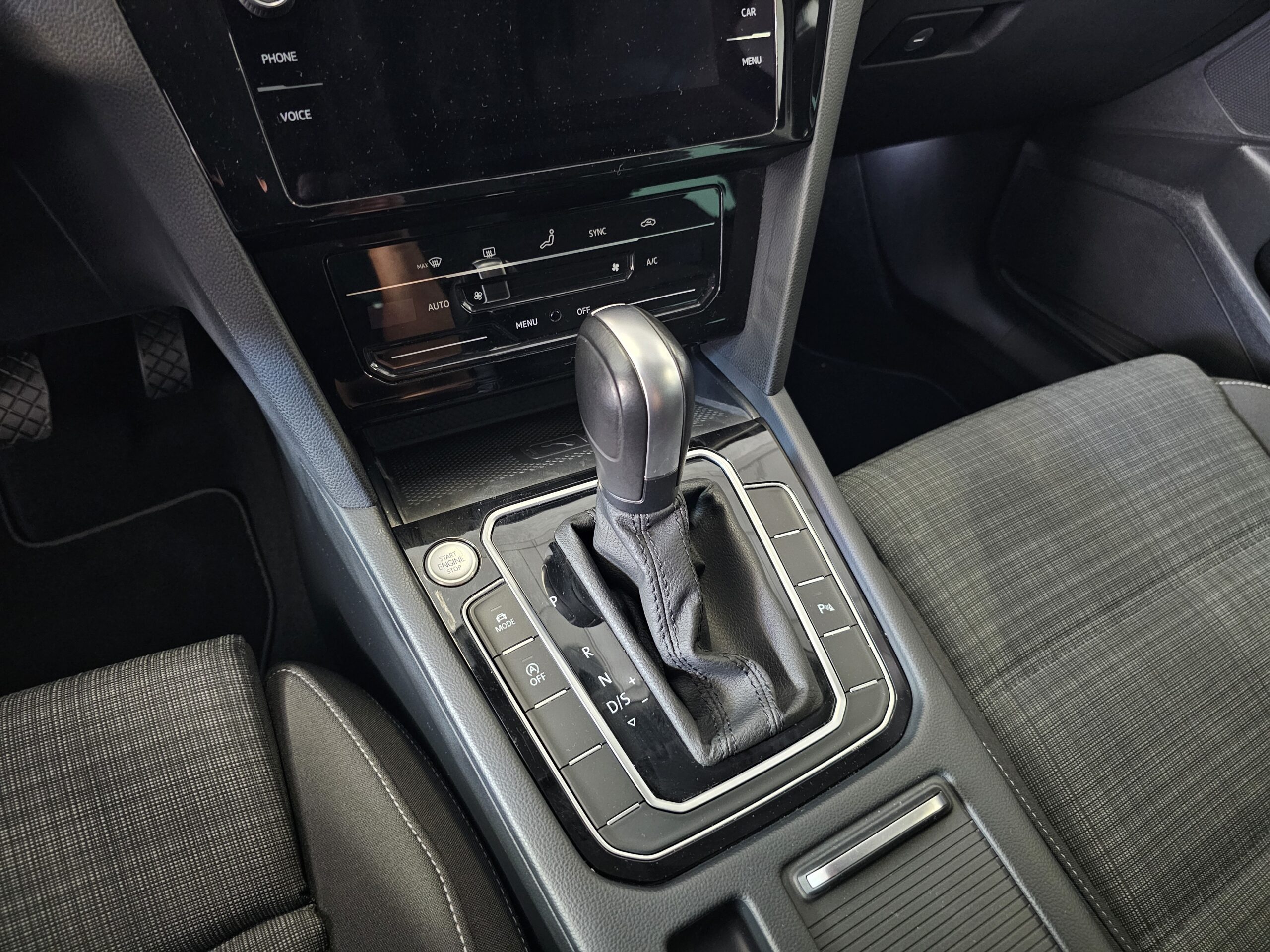 Volkswagen Passat Variant Executive 2.0 TDI EVO 122CV DSG7 - Imagen 35