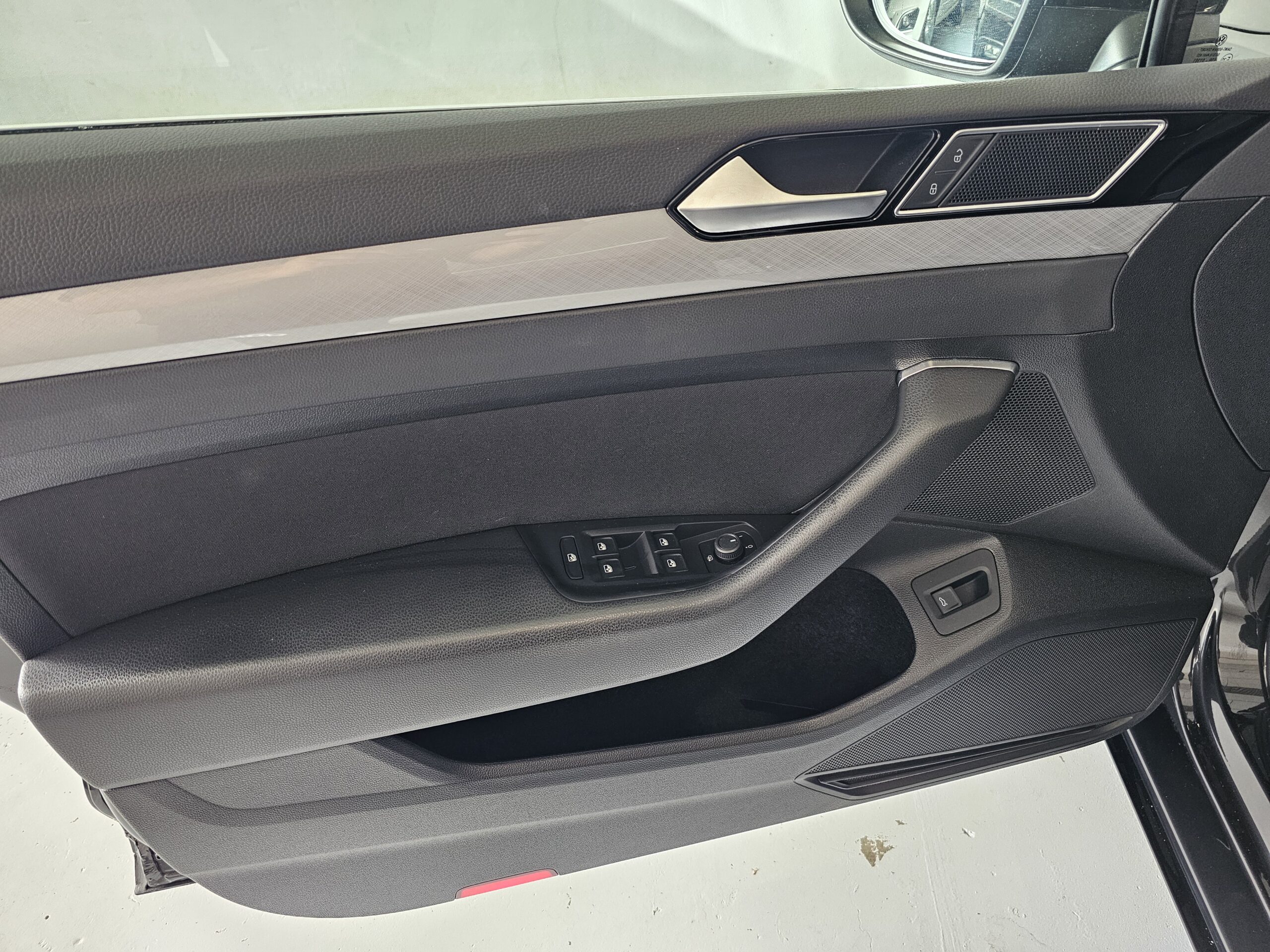 Volkswagen Passat Variant Executive 2.0 TDI EVO 150CV DSG7 - Imagen 20