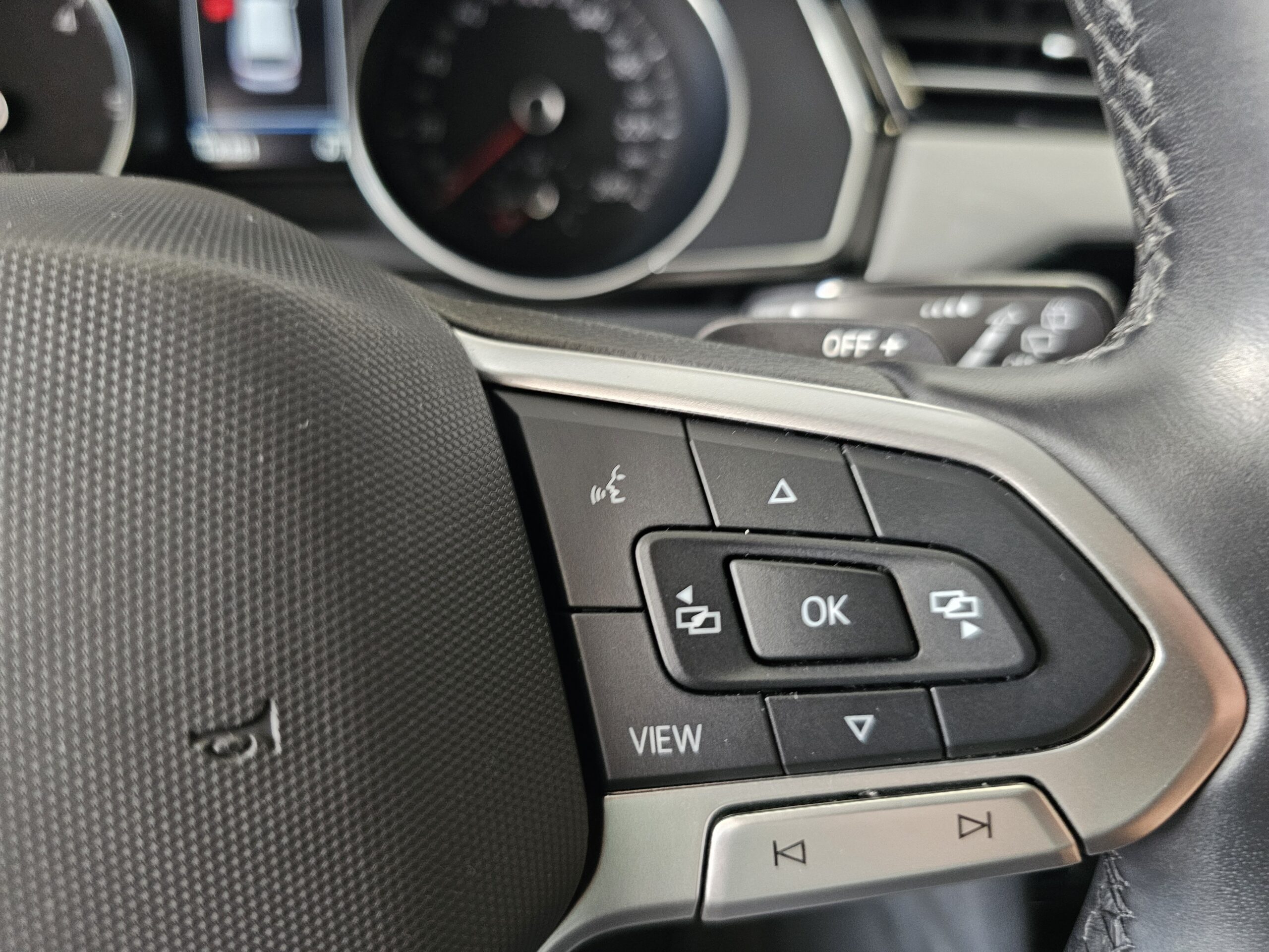 Volkswagen Passat Variant Executive 2.0 TDI EVO 150CV DSG7 - Imagen 36